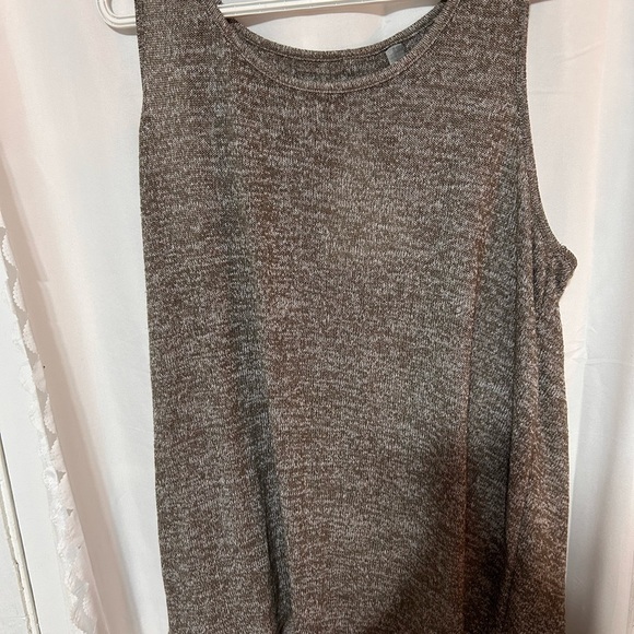 Denver Hayes xl grey thin wool like sleeveless top- split back - Picture 5 of 9